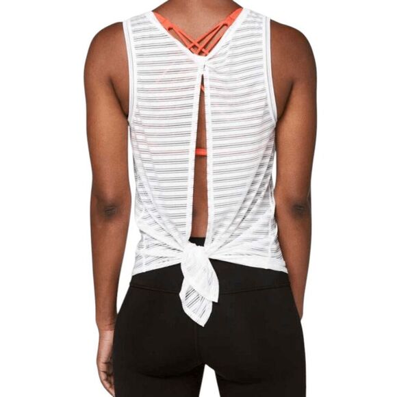 LULULEMON ATHLETICA Meet Halfway Tank 'Striped in White Size 6 - Picture 2 of 6